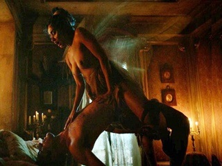 Фея-проститутка ублажает клиента